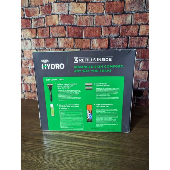 Schick Hydro Razor Set; Razor Edge Shave Gel & Banana Boat Lip Balm - Picture 2 of 4